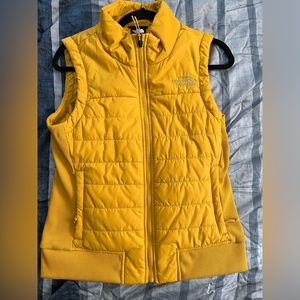 The North Face Women’s Vest - sz Med - gold /mustard yellow